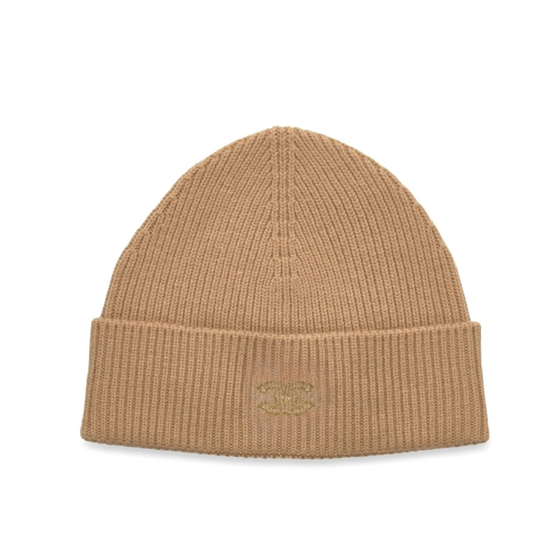 CHANEL GOLD CC WOOL BEANIE BEIGE