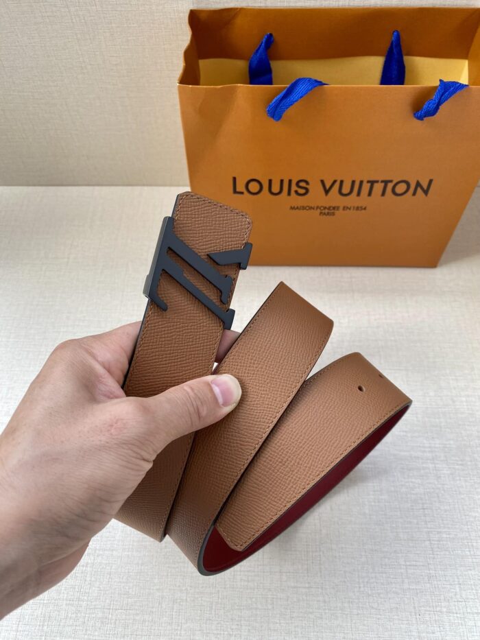 Alternative view of LOUIS VUITTON INITIALES BELT IN BROWN 4CM