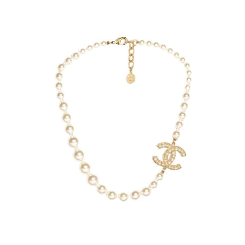 CHANEL METALLIC SILVER TONE COCO FAUX PEARL CC NECKLACE