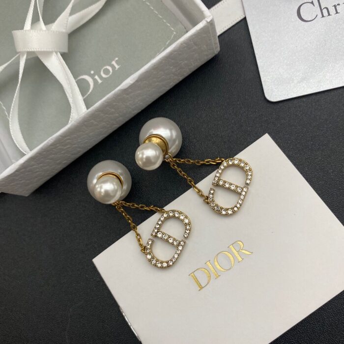 DIOR CD PEARL EARRINGS