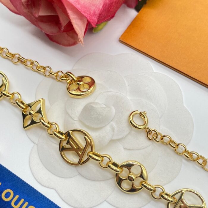 Alternative view of LOUIS VUITTON NECKLACE