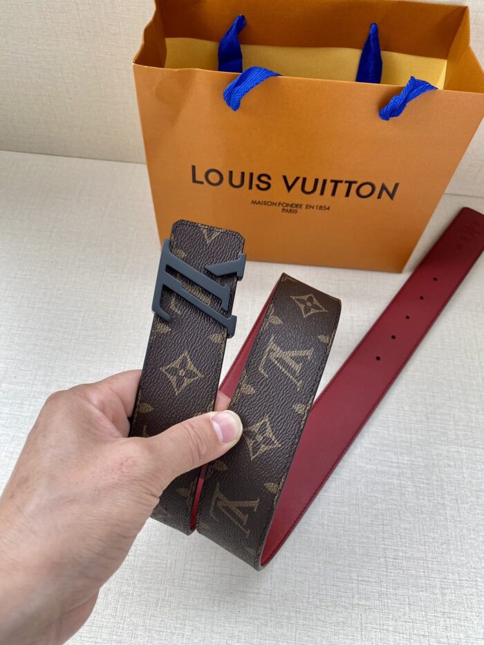 Alternative view of LOUIS VUITTON LV INITIALES REVERSIBLE MONOGRAM BELT 4CM