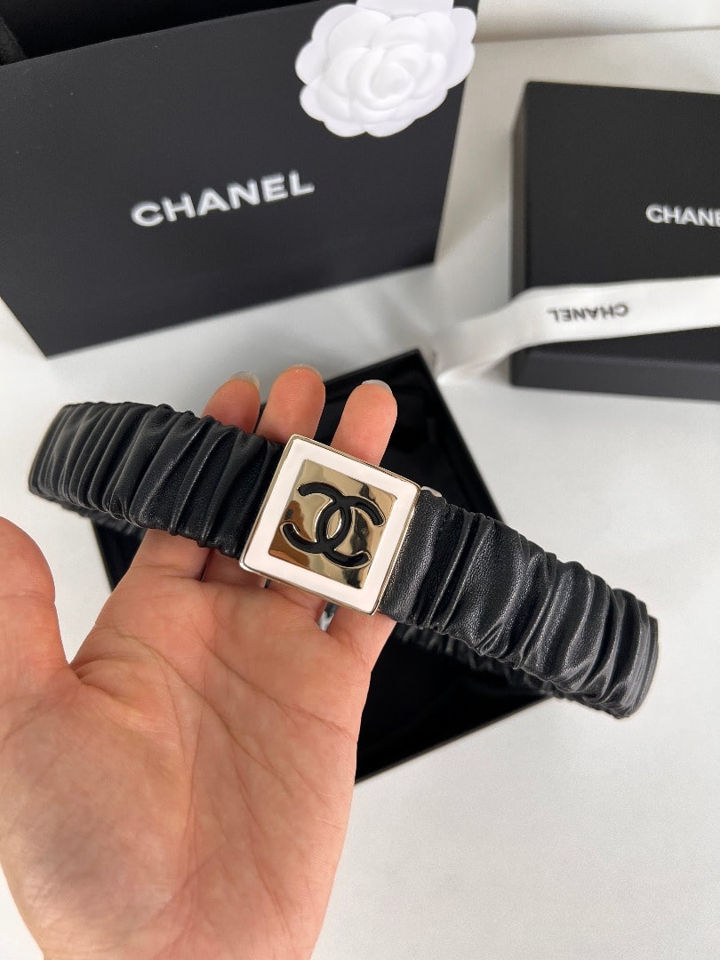 CHANEL BETL WITH GOLD CC LOGO 30MM - Image 5
