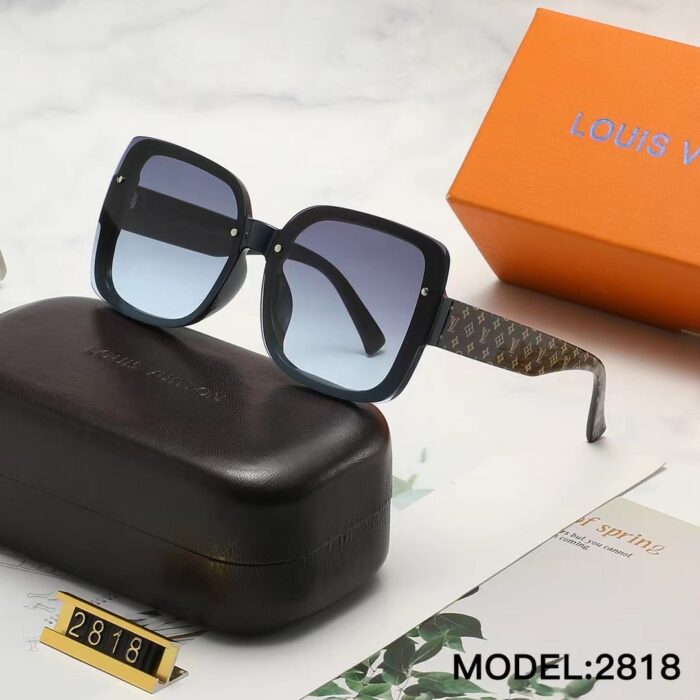 Alternative view of LOUIS VUITTON GRADIENT BLACK SQUARE SUNGLASSES
