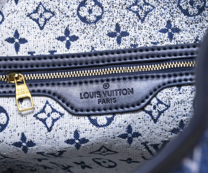 Alternative view of LOUIS VUITTON DENIM JACQUARD TEXTIL PETIT NOE 28.5CM M59606