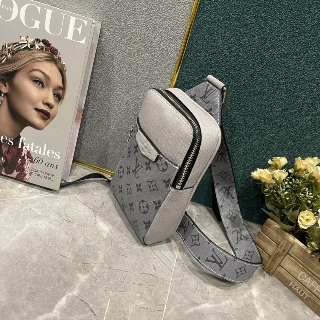 LOUIS VUITTON OUTDOOR SLING BAG GREY 21CM - Image 2