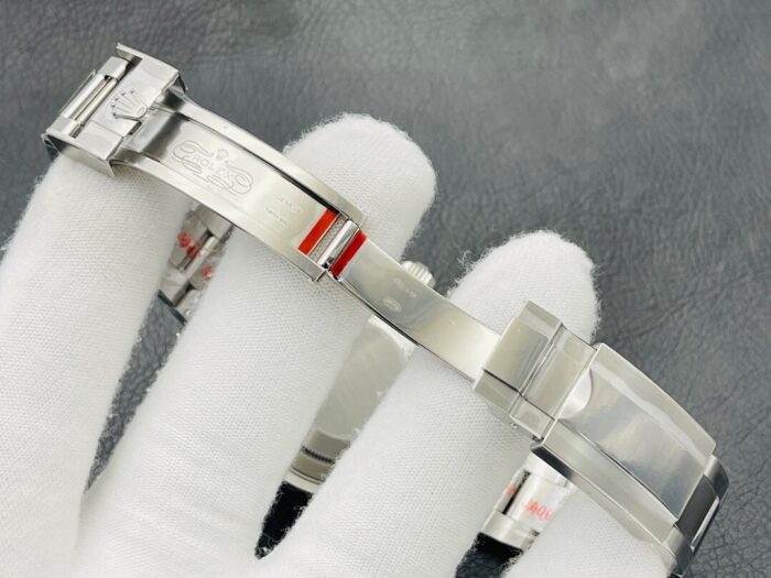 Alternative view of ROLEX YACHT MASTER 37MM BLACK DIAL 126622 0001