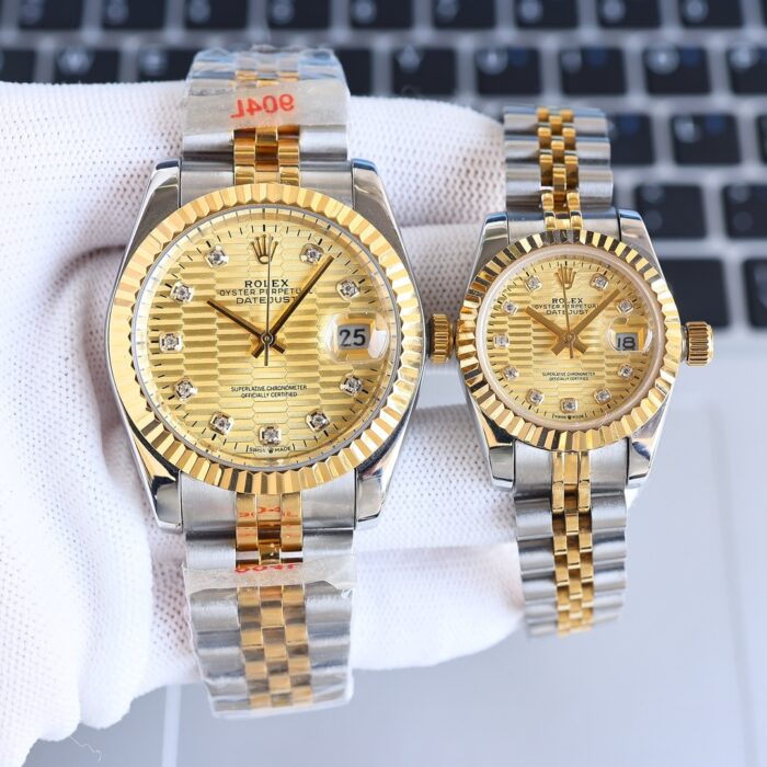 Alternative view of ROLEX OYSTER DATEJUST OYSTERSTEEL GOLDEN FLIP DIAL 41MM 126200 0099