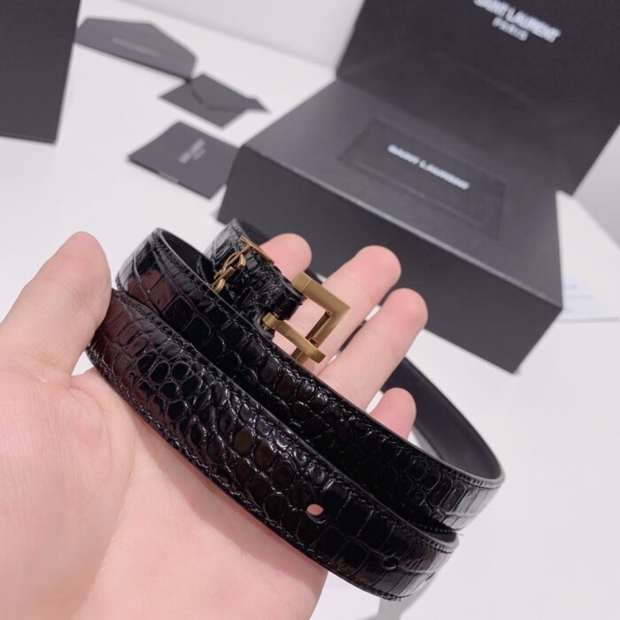 Alternative view of SAINT LAURENT CROC EMBOSSED LEATHER BELT BLACK AND GOLD 26267332