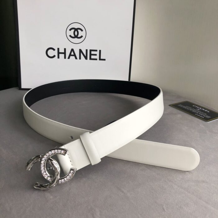 Alternative view of CHANEL LEATHER BELT WITH CC PEARL AND SILVER TONE METAL WHITE 3CM
