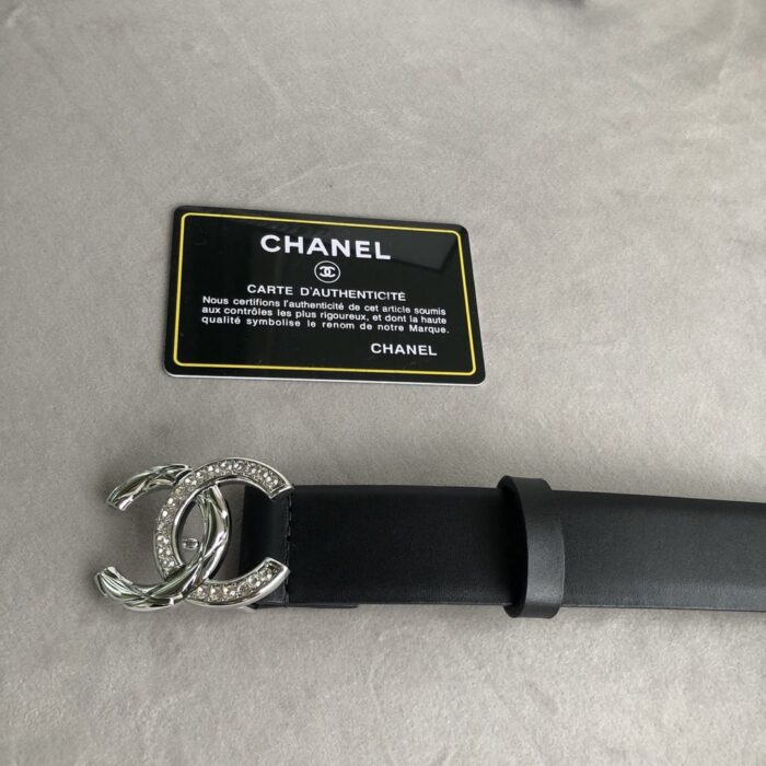 Alternative view of CHANEL PEARL AND LEATHER  SILVER TONE METAL BLACK 3CM