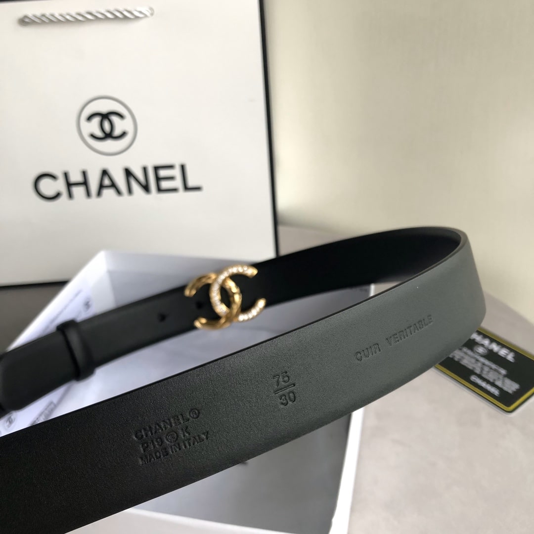 CHANEL LEATHER BELT WITH CC PEARL AND GOLD TONE METAL BLACK 3CM - Image 2
