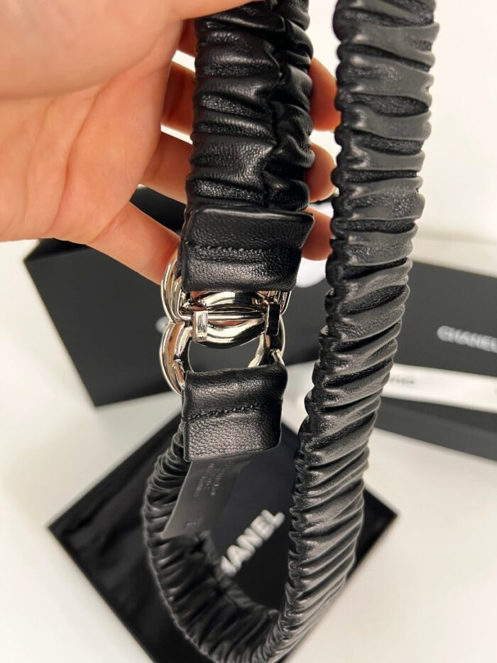 Alternative view of CHANEL WOMEN'S PEARL CIRCLE BELT RED 30MM