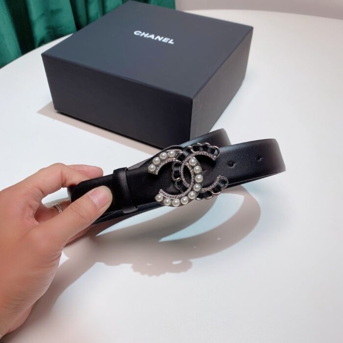 Alternative view of CHANEL BELT WITH PEARLS AND CC LOGO SILVER TONE METAL BELT BLACK 28MM