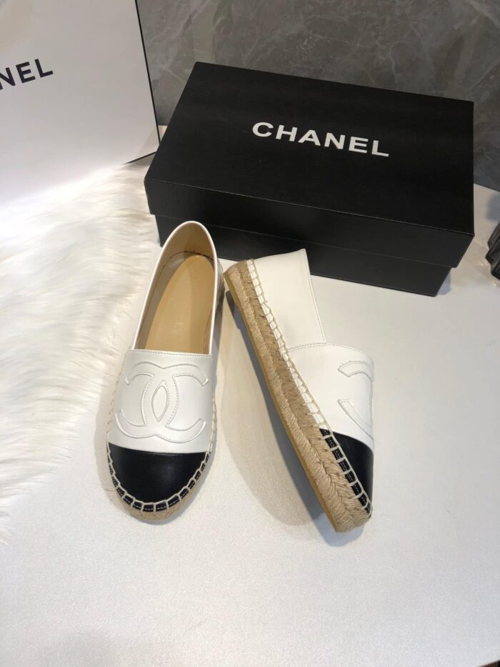 Alternative view of CHANEL EMBROIDERED ESPADRILLE LEATHER BLACK CAP TOE FLATS WHITE CC
