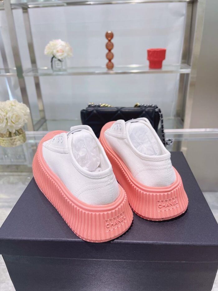 Alternative view of CHANEL CC CAP TOE SNEAKER WHITE AND PINK