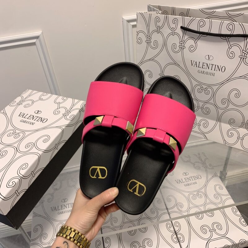 Alternative view of VALENTINO ROCKSTUD PINK SLIDE SANDALS
