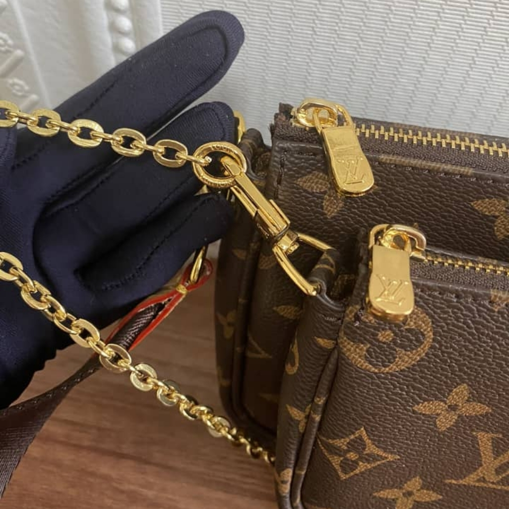 Louis Vuitton Multi Pochette Accessoires Monogram Canvas Brown 24Cm - Image 6