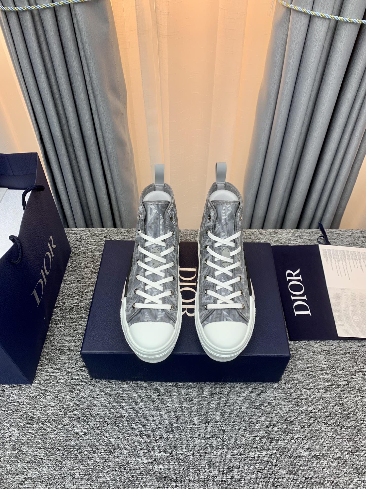 DIOR B32 HIGH TOP SNEAKER GRAY CD DIAMOND CANVAS 3SH118ZPP H868 - Image 5