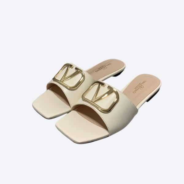 VALENTINO VLOGO SIGNATURE SQUARE TOE WHITE SLIDE SANDAL