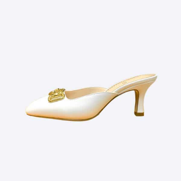 LOUIS VUITTON LV SQUARE TOE WHITE PUMP
