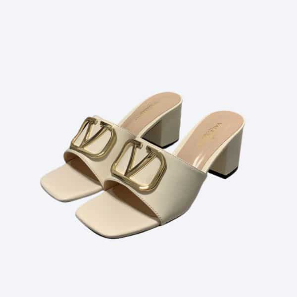 VALENTINO VLOGO SIGNATURE SQUARE TOE MIDDLE HEEL WHITE SLIDE SANDAL