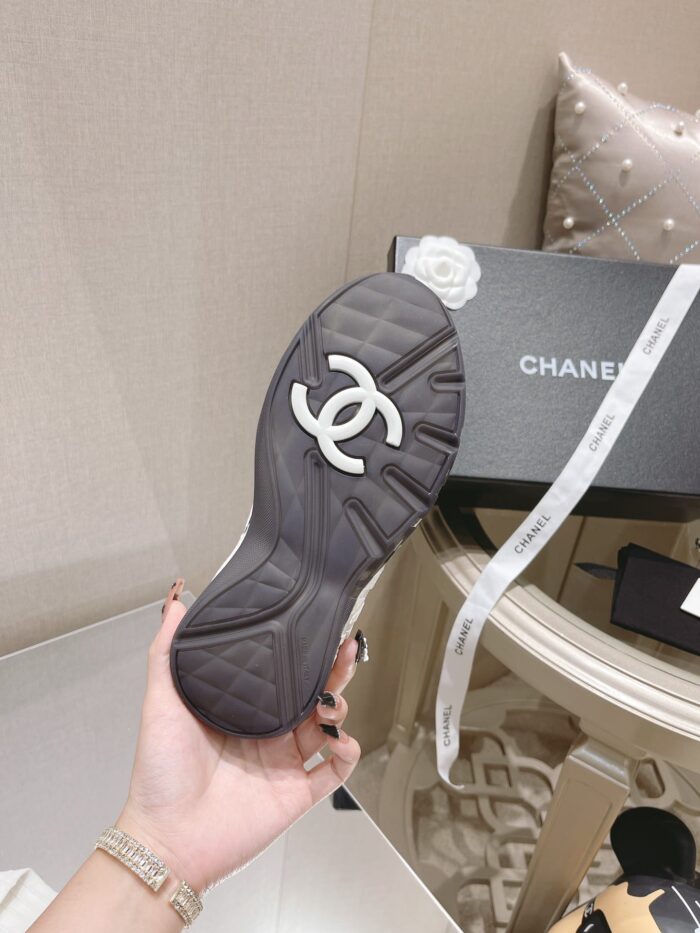 Alternative view of CHANEL SPORT SNEAKERS WHITE AND IVORY G38294 Y55436 K3165