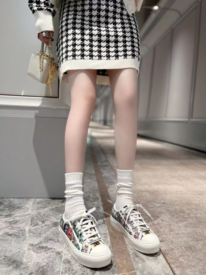 Alternative view of DIOR WALK'N' SNEAKER EMBROIDERED COTTON WHITE MULTICOLOR KCK211CSES43L