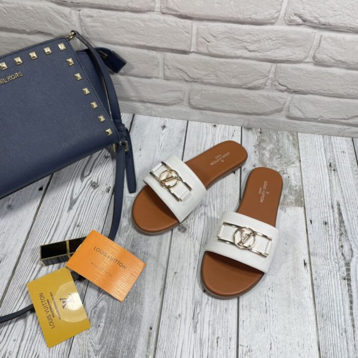 Alternative view of LOUIS VUITTON LOCK IT FLAT MULE WHITE