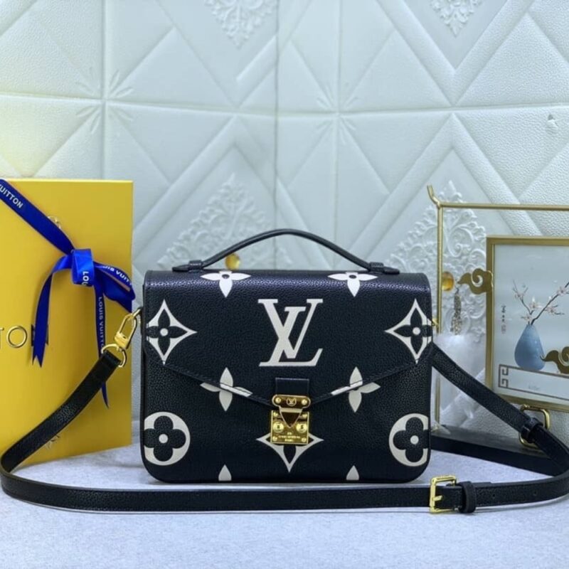 Alternative view of LOUIS VUITTON POCHETTE MÉTIS BAG BLACK 25CM M45773