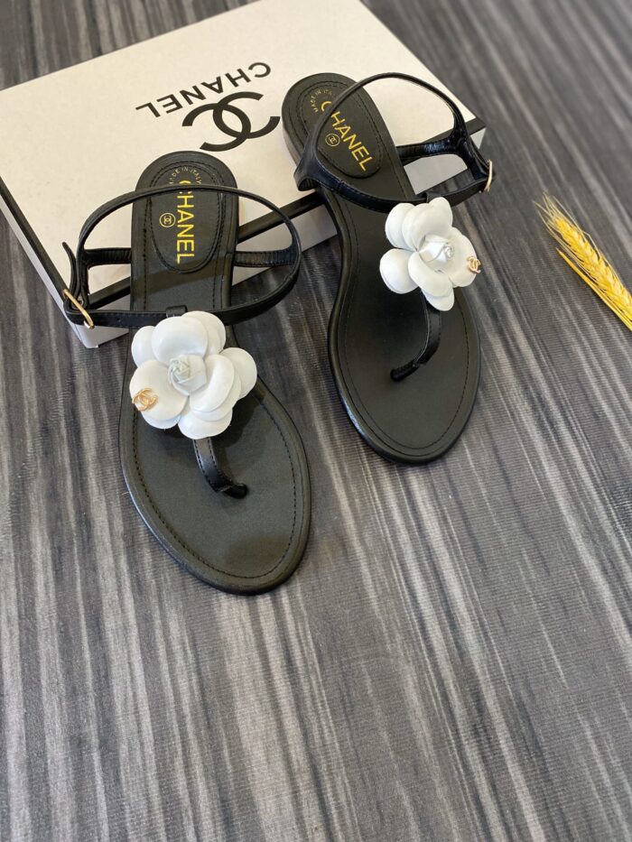 Alternative view of CHANEL JELLY WHITE RUBBER CAMELLIA CC LOGO SANDALS BLACK