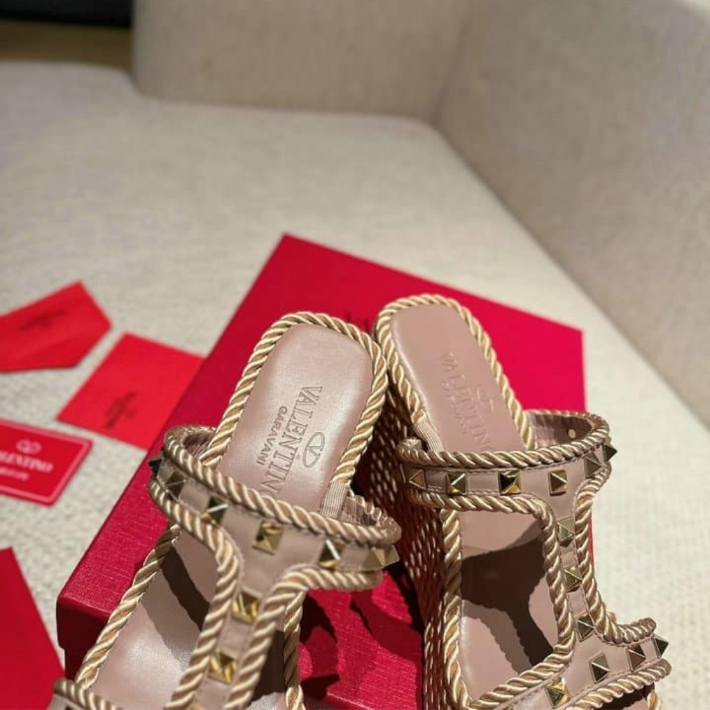 Valentino Garavani Rockstud Wedge Sandal Dark Pink - Image 6