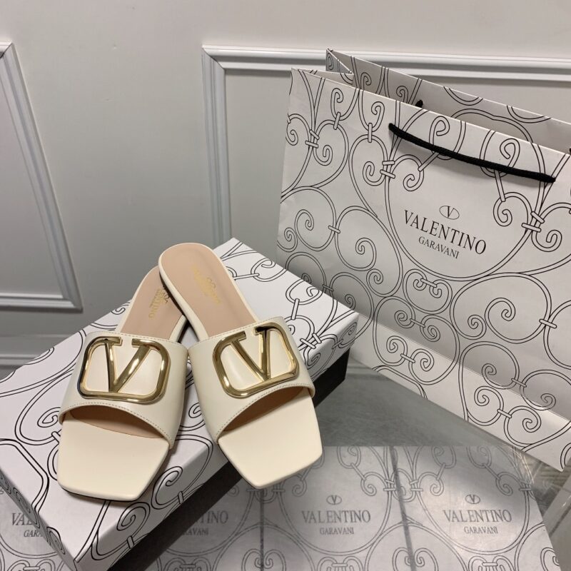 Alternative view of VALENTINO VLOGO SIGNATURE SQUARE TOE WHITE SLIDE SANDAL