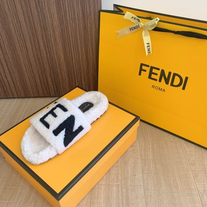 Alternative view of FENDI FLEECE BLACK TEXT SLIPPERS WHITE