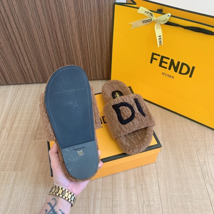 Alternative view of FENDI FLEECE SLIPPERS BROWN