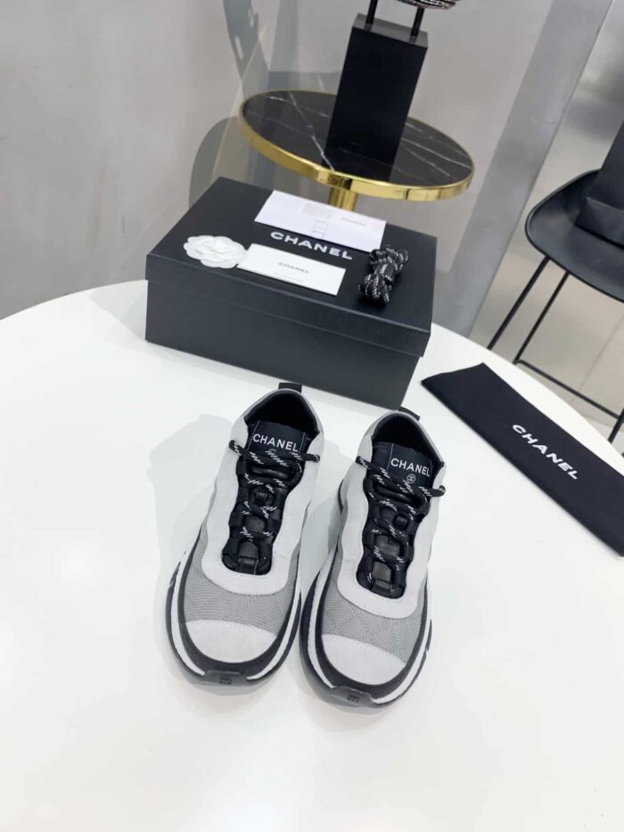 Alternative view of CHANEL LOW TOP TRAINER CC SNEAKERS WHITE AND GRAY
