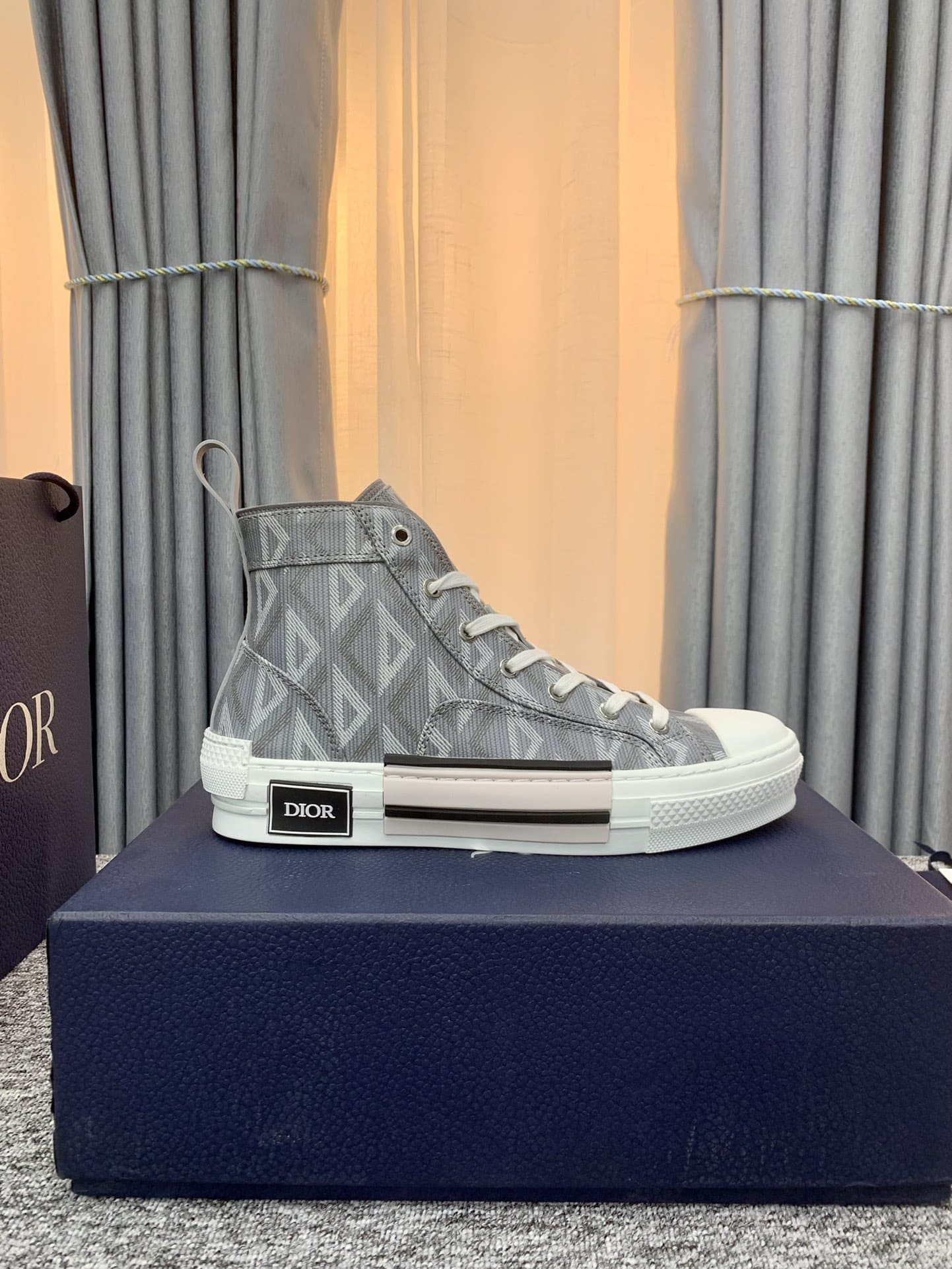 DIOR B32 HIGH TOP SNEAKER GRAY CD DIAMOND CANVAS 3SH118ZPP H868 - Image 6