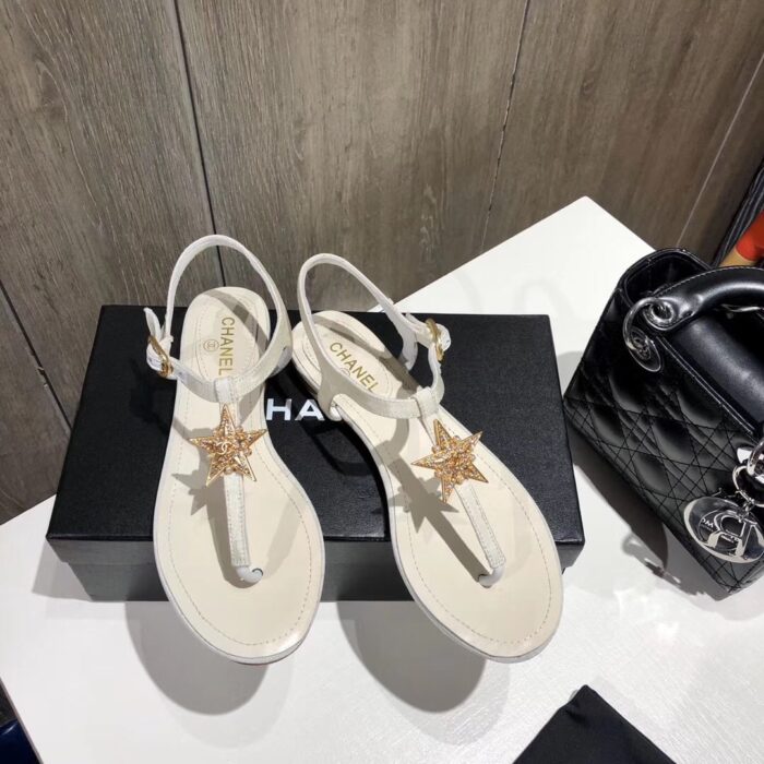 Alternative view of CHANEL CRYSTAL PEARL THONGS WHITE SANDALS WITH GOLD STAR