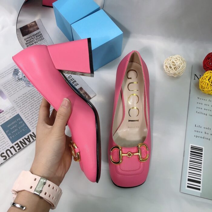Alternative view of GUCCI WOMEN'S MID HEEL PUMP WITH HORSEBIT PINK