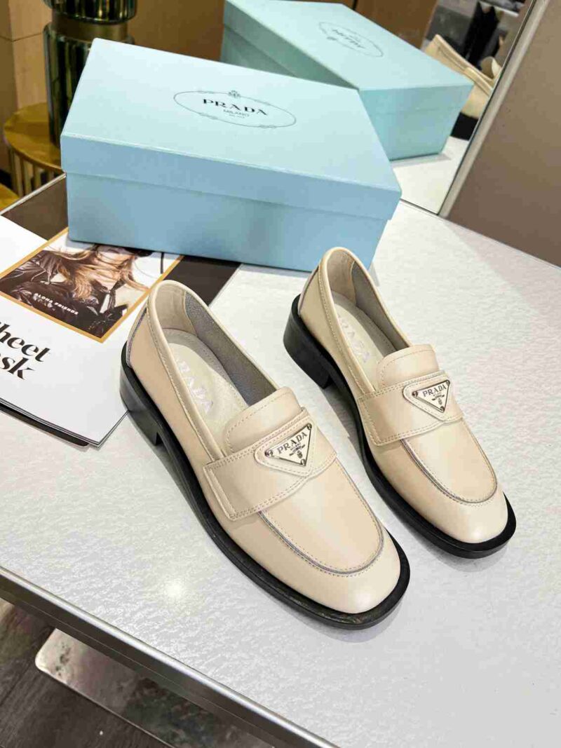 Alternative view of PRADA PATENT LEATHER LOAFERS NUDE