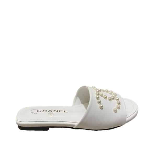 CHANEL CC PEARL SLIPPERS WHITE