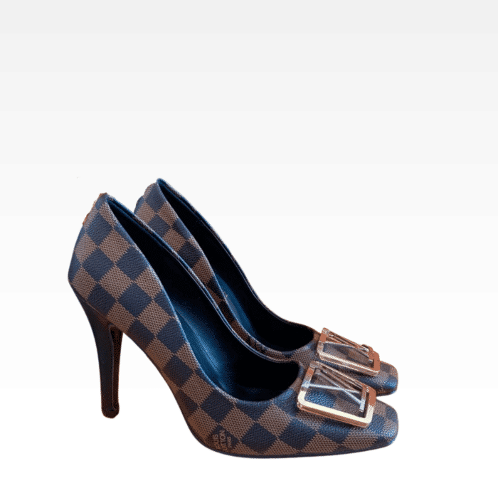 LOUIS VUITTON MADELEINE PUMPS CARO