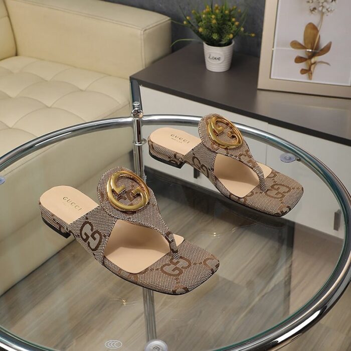 Alternative view of GUCCI WOMEN'S BLONDIE THONG SANDAL BEIGE