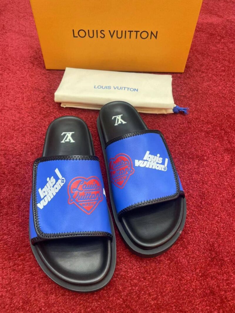 Alternative view of LOUIS VUITTON HEART FLAT SLIDES BLUE