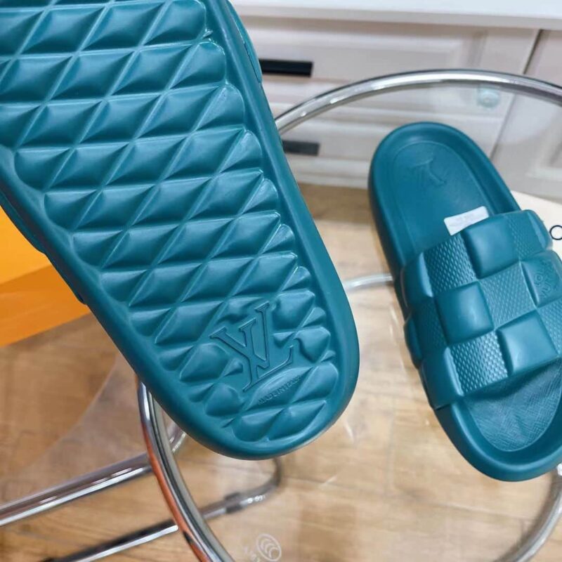 Alternative view of LOUIS VUITTON SLIDE BLUE