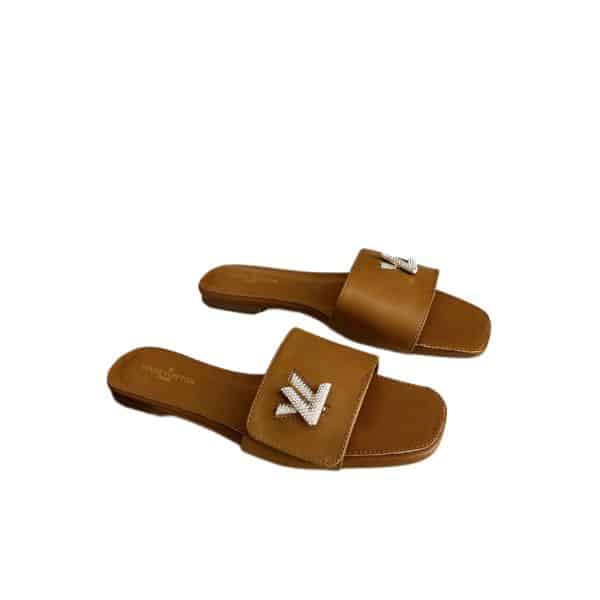 LOUIS VUITTON SHAKE FLAT MULE BEIGE