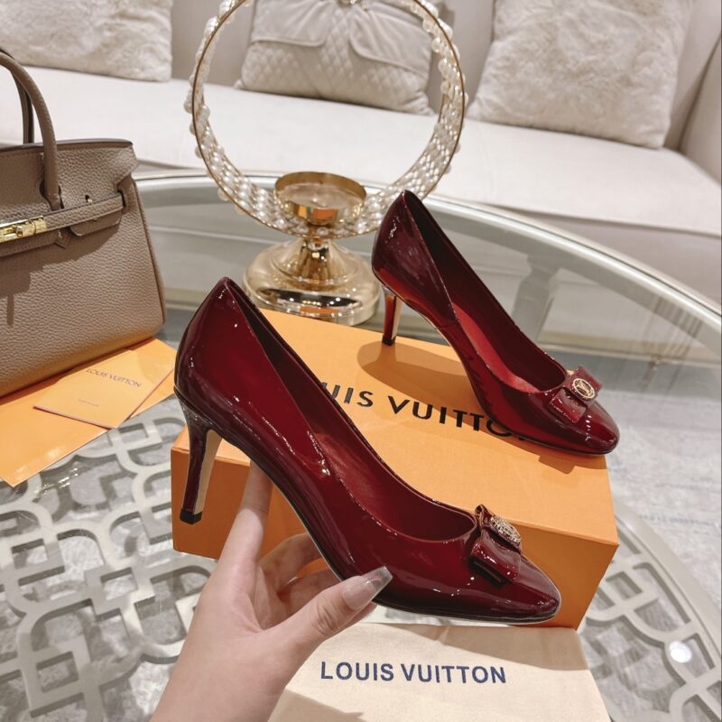 Alternative view of LOUIS VUITTON PATENT LEATHER PUMPS DARK RED