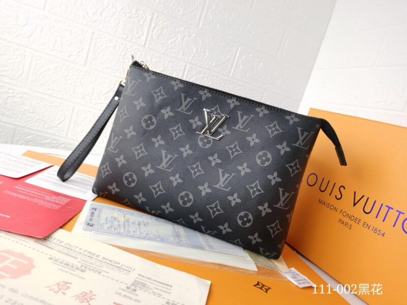 Alternative view of LOUIS VUITTON POCHETTE MONOGRAM CANVAS BLACK 28CM