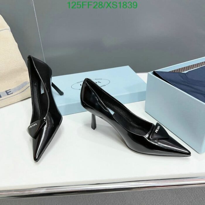 Alternative view of PRADA CLEAVAGE NERO LEATHER PUMPS BLACK