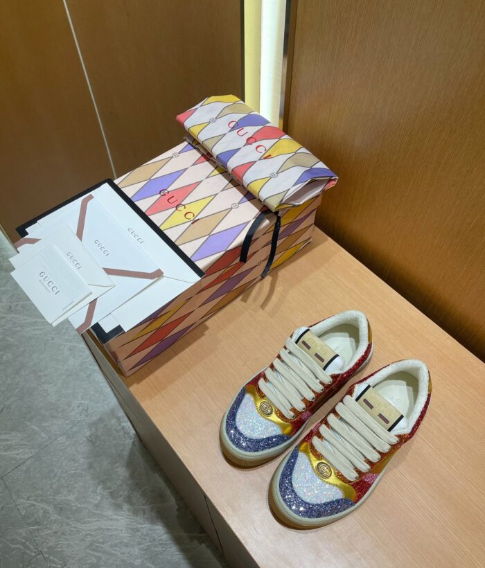 Alternative view of GUCCI LOVELIGHT SCREENER SNEAKER WITH GLITTER 710534 FAAKU 4942